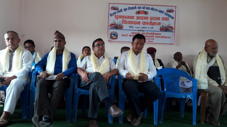 सुस्तामा शुभकामना आदान प्रदान तथा चियापान कार्यक्रम