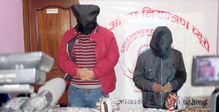 लागुअाैषधबारे अाश्चर्यजनक तथ्यांक