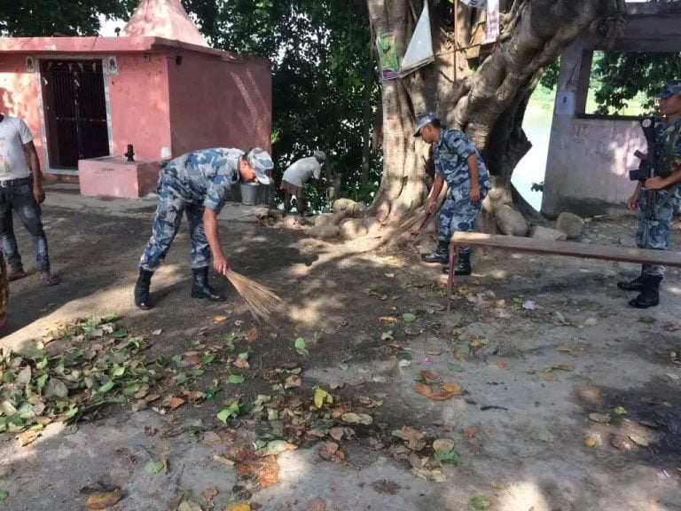 सशस्त्र प्रहरीकाे सरसफाई कार्यक्रम