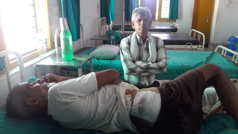 नवलपरासीमा चक्कु प्रहार: एक वृद्ध घाईते