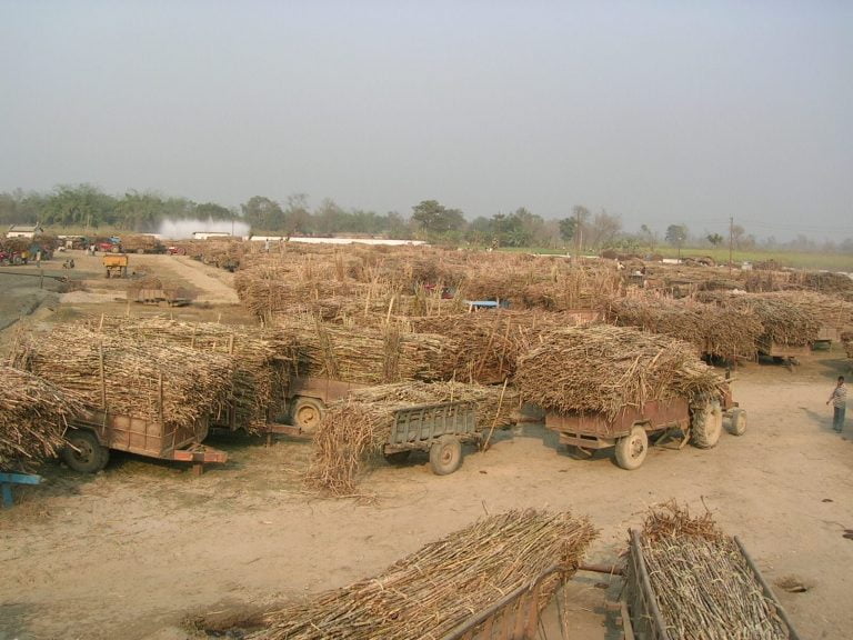 उखु किसान ठगिदा प्रशासन माैन