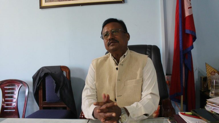 सुनसरी एमाले तीन नेताको निजी कम्पनी बनेको इटहरीका मेयरको आरोप