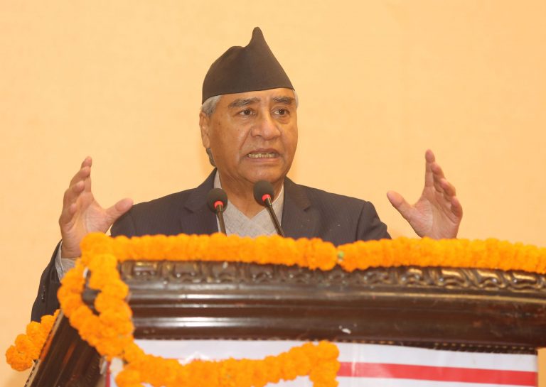 युक्रेनबाट चार नेपाली स्वदेश फिर्ता