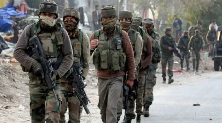 जम्मू कश्मीरमा सुरक्षा फौजको कारवाहीमा एक आतंककारी मारिए