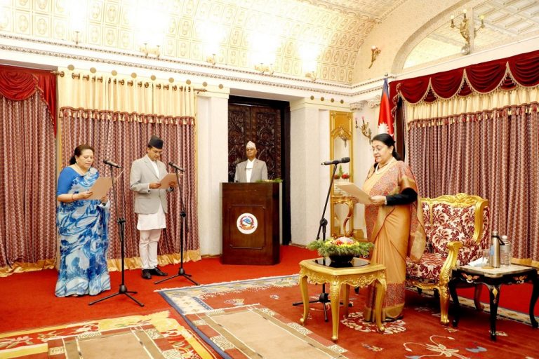 राष्ट्रपति भण्डारीसमक्ष लिए दुई राजदूतले शपथ