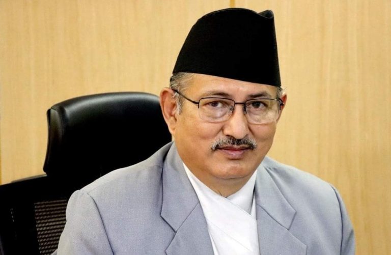 रूपन्देहीमा कांग्रेस उम्मेदवारकाे नाम सिफारिश, खाँण आफै अलमलमा