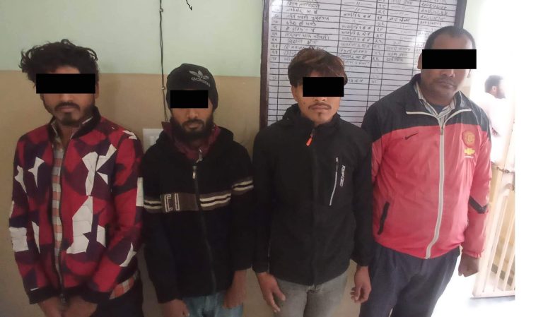 कपिलवस्तुमा अवैध मल सहित ४ जना पक्राउ