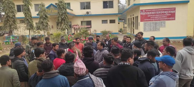 व्यावसायिक सुरक्षाको माग गर्दै सुनचाँदी व्यावसायी आन्दोलित