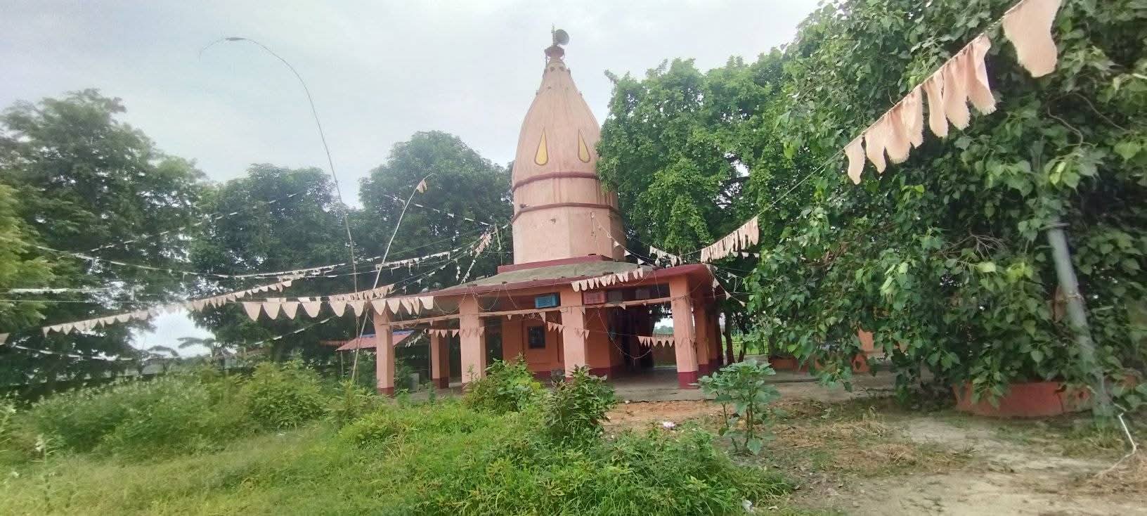 लुम्बिनीको प्राचीन सिद्धेश्वर महादेव मन्दिरमा सावन सोमबारदेखि जलआर्पणको शुभारम्भ, भक्तजनको भीड