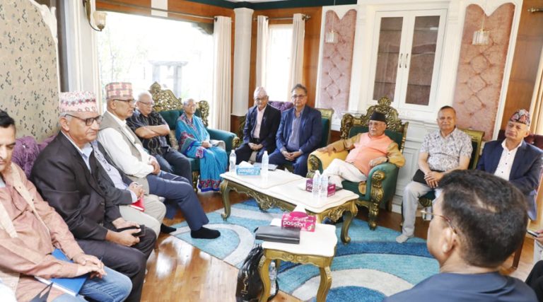 एमालेले बोलायो केन्द्रीय कमिटी बैठक